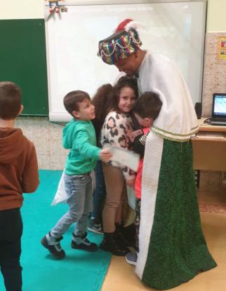 VISITA DE SUS MAJESTADES LOS REYES MAGOS  - Foto 48