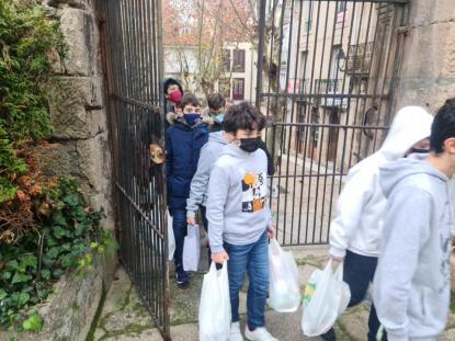 CAMPAA SOLIDARIA: RECOGIDA DE ALIMENTOS - Foto 5