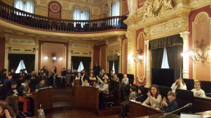 Visita al Saln de Plenos de 5 de Primaria - Foto 3