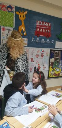 VISITA DE SUS MAJESTADES LOS REYES MAGOS  - Foto 10