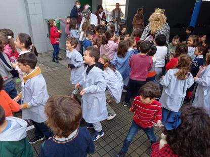 VISITA DE SUS MAJESTADES LOS REYES MAGOS  - Foto 21