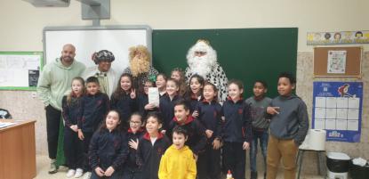 VISITA DE SUS MAJESTADES LOS REYES MAGOS  - Foto 23