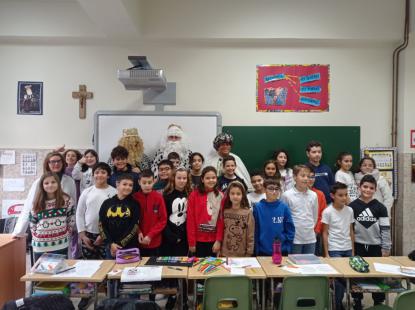 VISITA DE SUS MAJESTADES LOS REYES MAGOS  - Foto 30