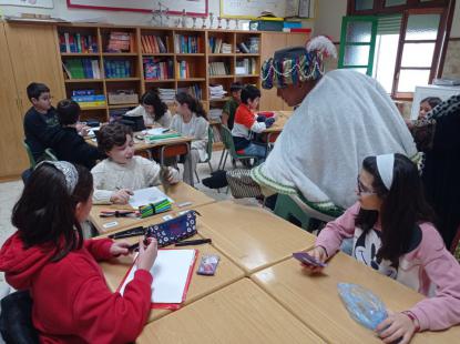 VISITA DE SUS MAJESTADES LOS REYES MAGOS  - Foto 34