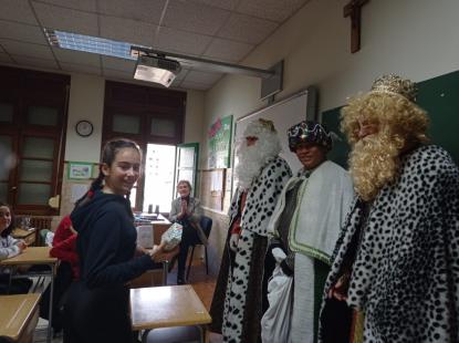 VISITA DE SUS MAJESTADES LOS REYES MAGOS  - Foto 38