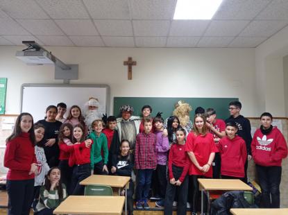 VISITA DE SUS MAJESTADES LOS REYES MAGOS  - Foto 39