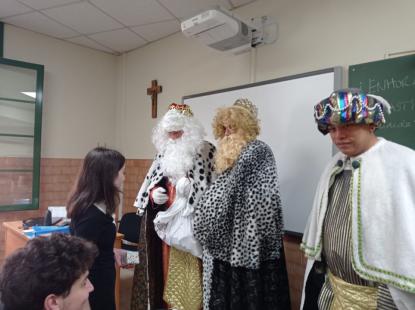 VISITA DE SUS MAJESTADES LOS REYES MAGOS  - Foto 44