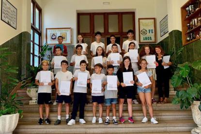 ENTREGA DE CERTIFICACIONES CAMBRIDGE ENGLISH . - Foto 1