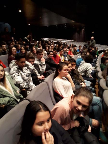 Teatro en francs. - Foto