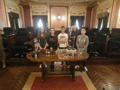 Recepcin del alcalde a los jvenes cientficos - Foto 1