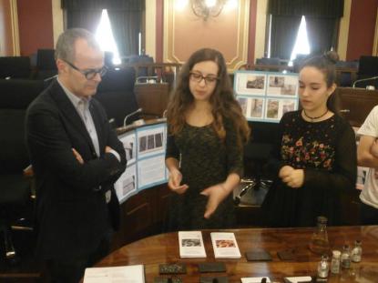 Recepcin del alcalde a los jvenes cientficos - Foto 3