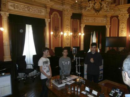 Recepcin del alcalde a los jvenes cientficos - Foto 4