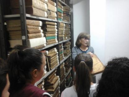 Visita a la Biblioteca Pblica (1 A y 1 B ESO) - Foto 7