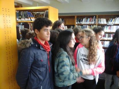 Visita a la Biblioteca Pblica (1 A y 1 B ESO) - Foto 16