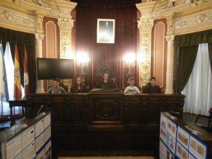 Recepcin del alcalde a los jvenes cientficos - Foto 7