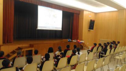 Charla sobre natacin sincronizada - Foto 7