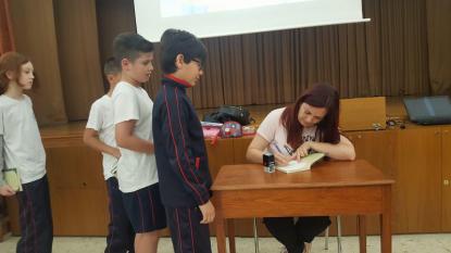 Visita de Ledicia Costas a 5 de Primaria - Foto 11