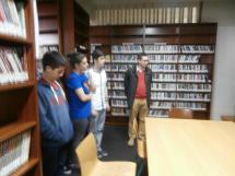 Educacin Secundaria - Visita a la Biblioteca Pblica (4 B ESO)