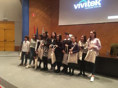 LA MUJER Y LA NIA EN LA CIENCIA - Foto 1